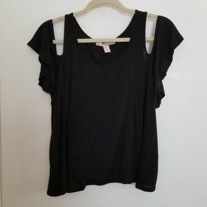 Forever 21 Contemporary Cold-Shoulder Tee Size M